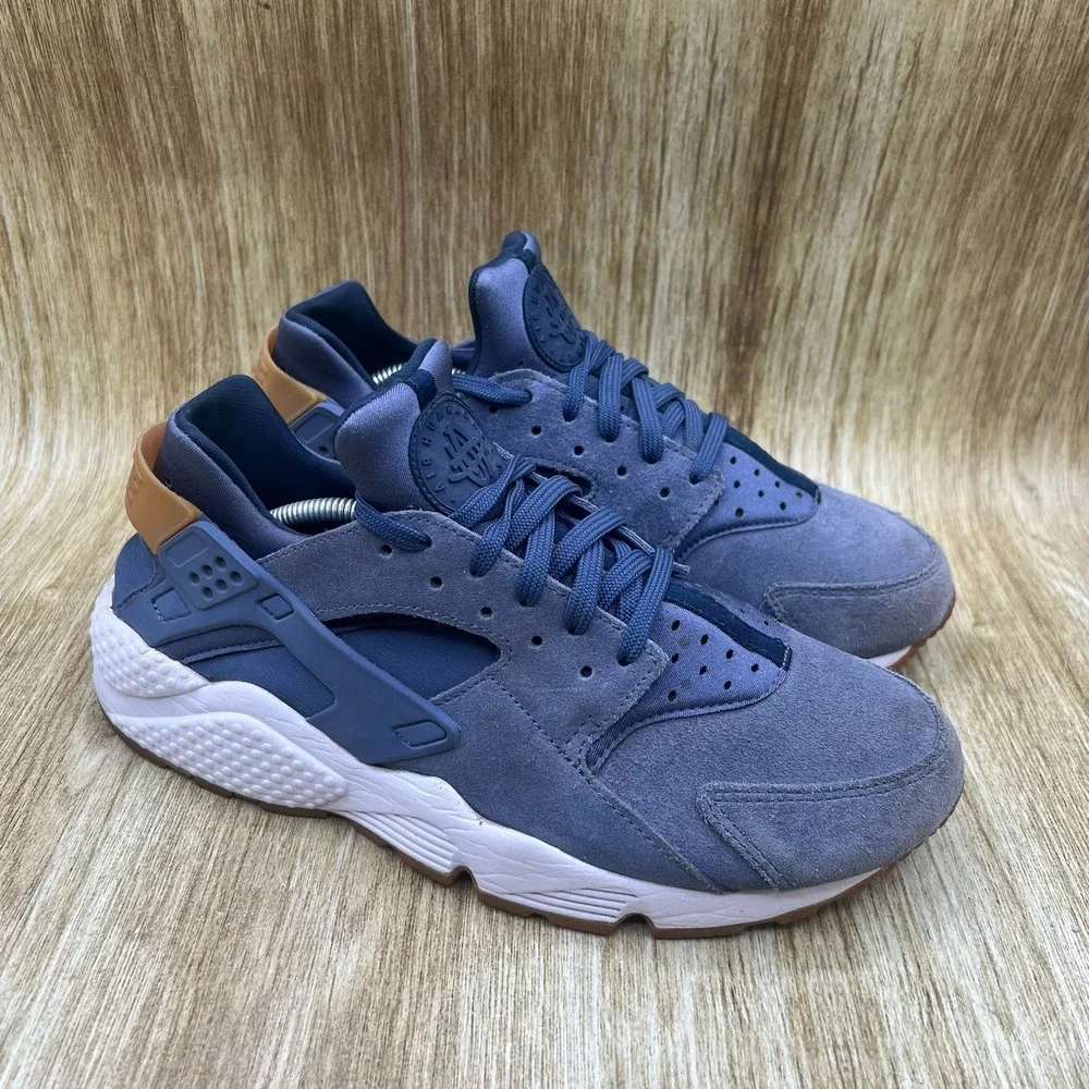 Nike Air Huarache Run SD Womens Size 10 Diffused Blue Suede Gum Shoes AA0524-400